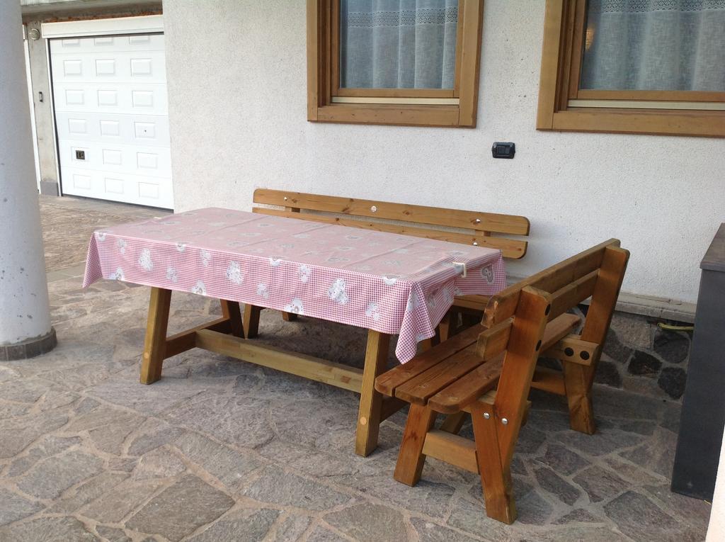 Appartamenti Piazzi Тезеро Екстериор снимка